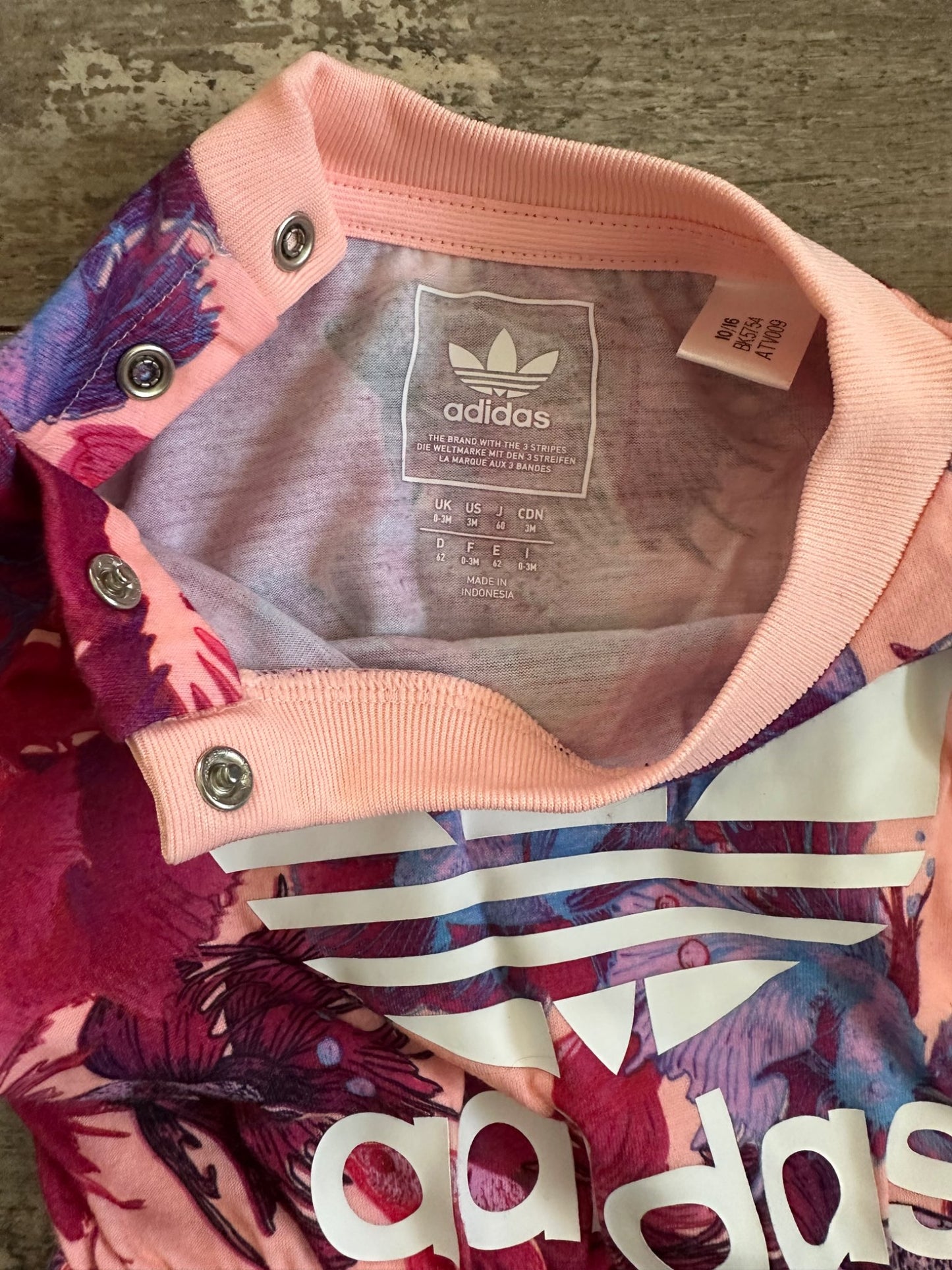 Adidas infant set: onesie and crib shoes , Kids 3 Month (0-3M)