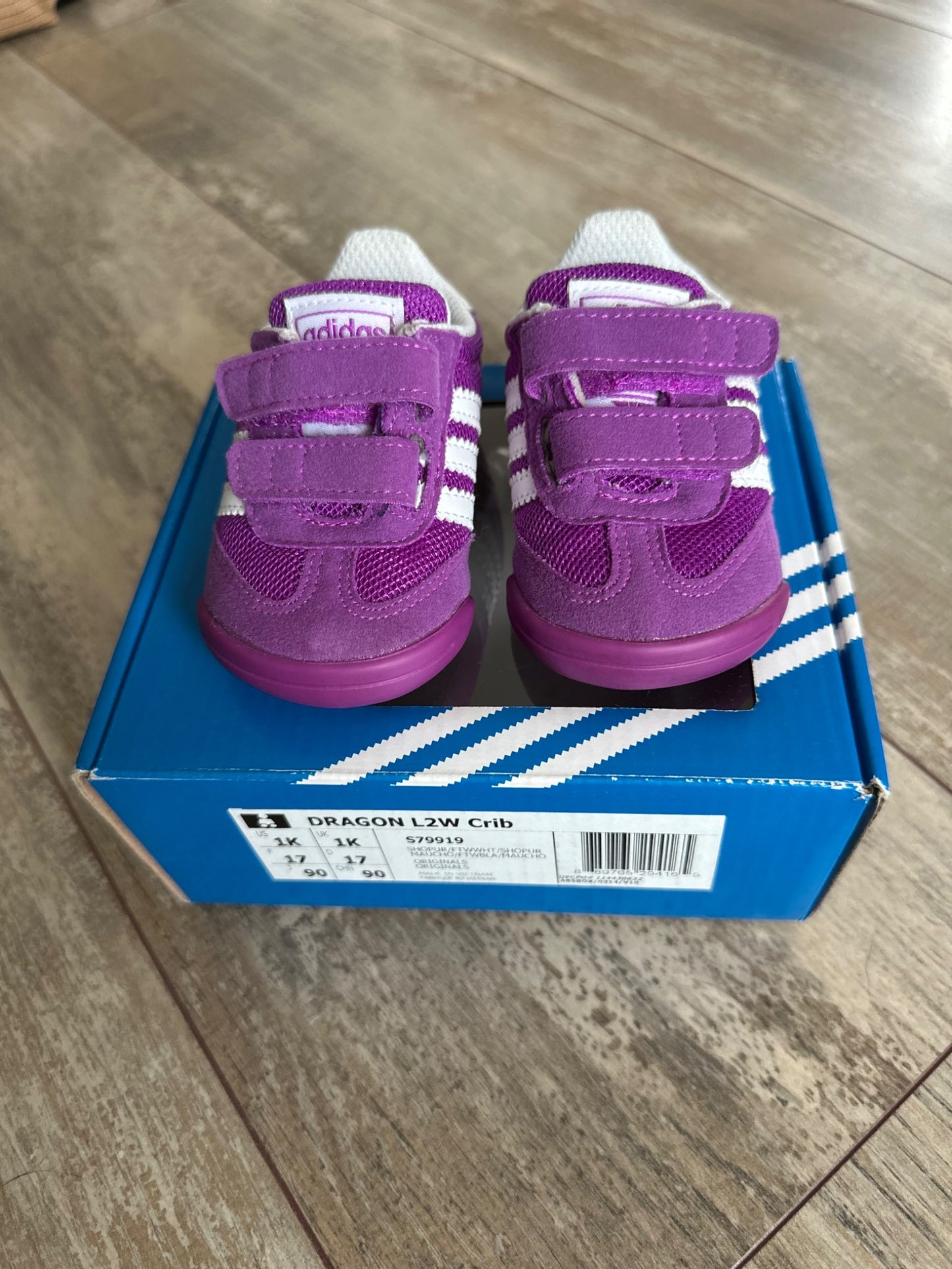 Adidas infant set: onesie and crib shoes , Kids 3 Month (0-3M)