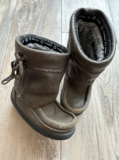 Manitobah Gatherers C9 , Shoes 9 (Toddler:2-4yr)