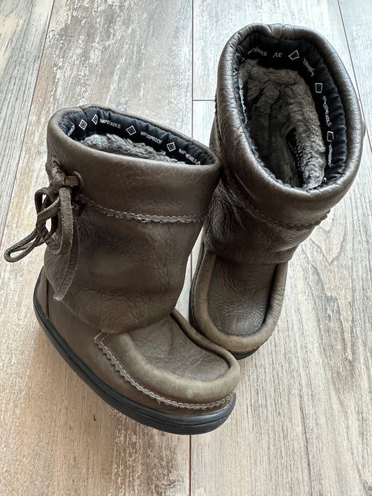 Manitobah Gatherers C9 , Shoes 9 (Toddler:2-4yr)