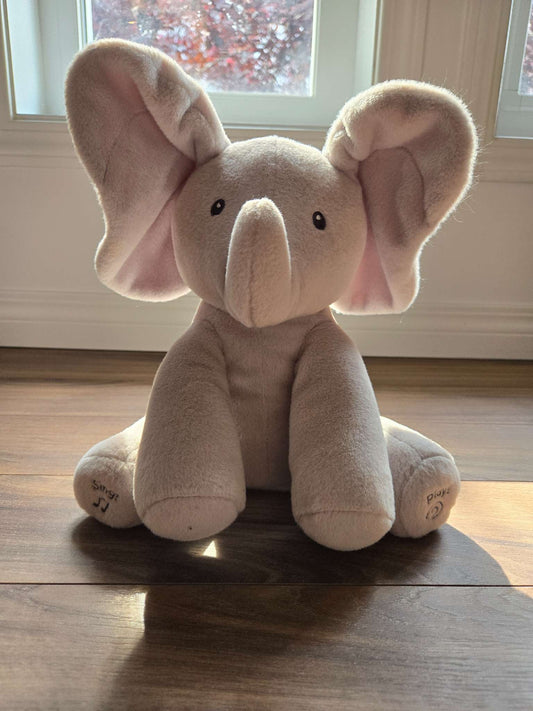 GUND flappy elephant