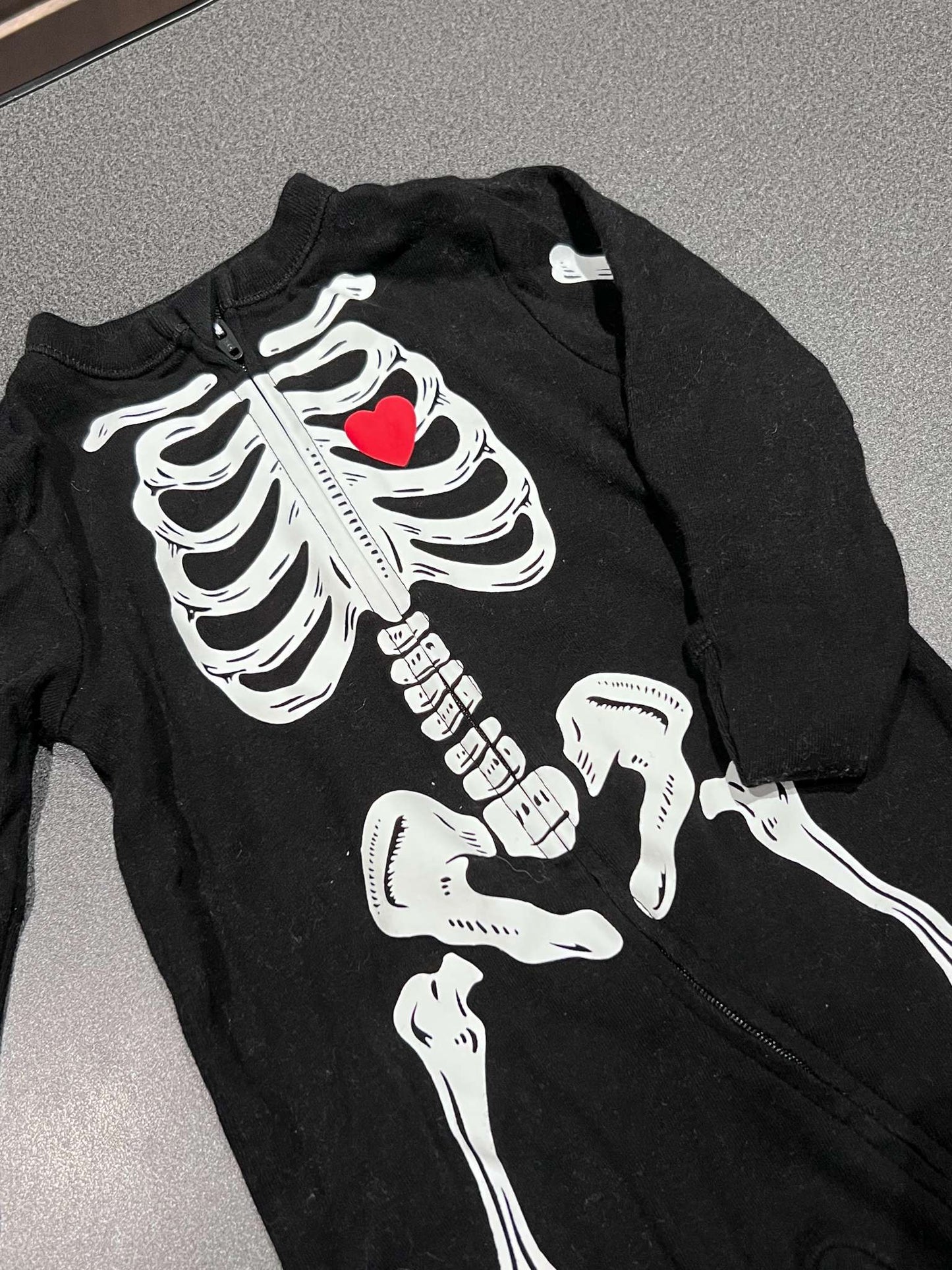 Black Skeleton Halloween Onesie, Kids 9 Month (6-9M)