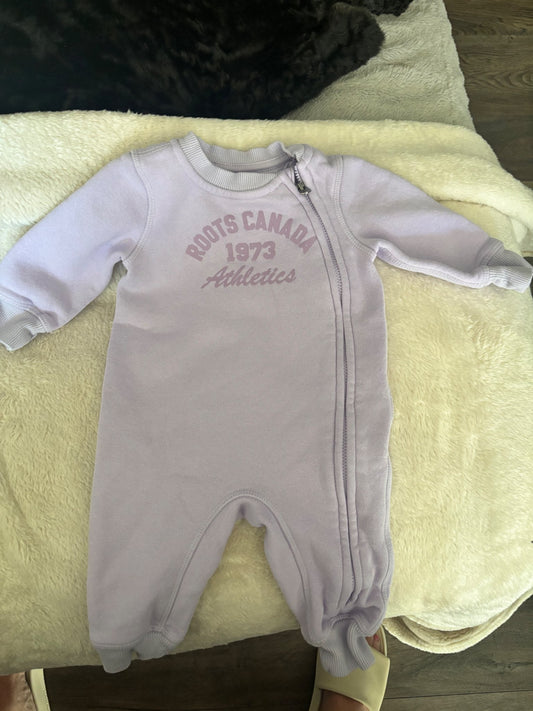 Roots Sweatsuit Onesie , Kids 6 Month (3-6M)