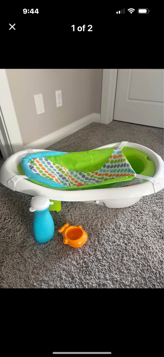 Baby bathtub