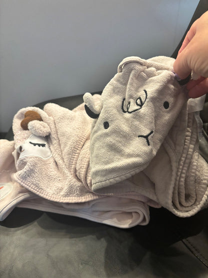 Newborn hooded towels