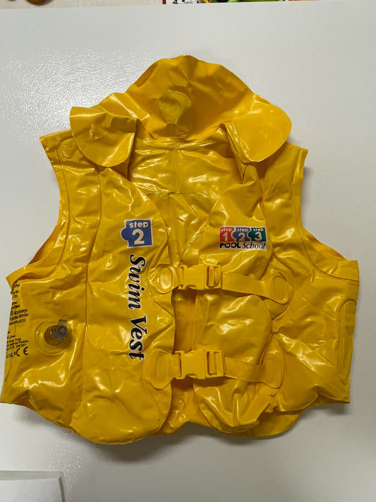 Children’s Inflatable Swim Vest – Step 2 (Pool School)