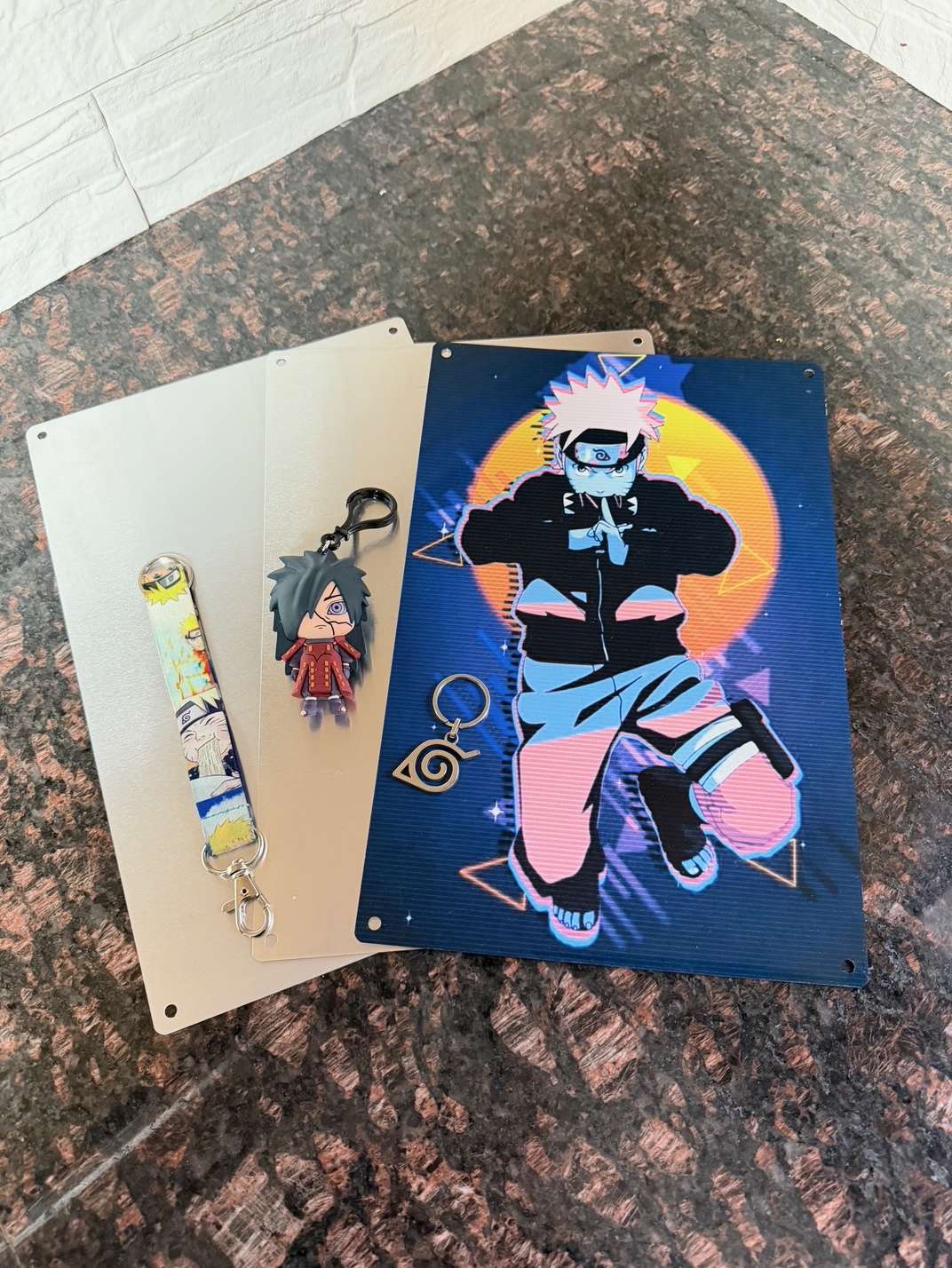 Anime Merch Bundle – Metal Posters, Keychains & Lanyard (Naruto / Assassination Classroom)