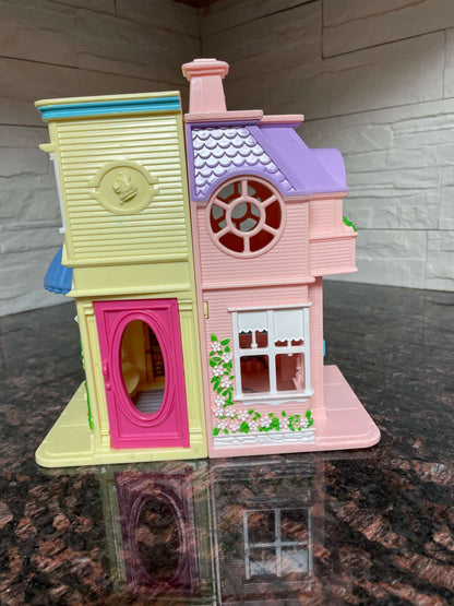 Fisher-Price Loving Family Dollhouse – Foldable Playset (9” Tall)