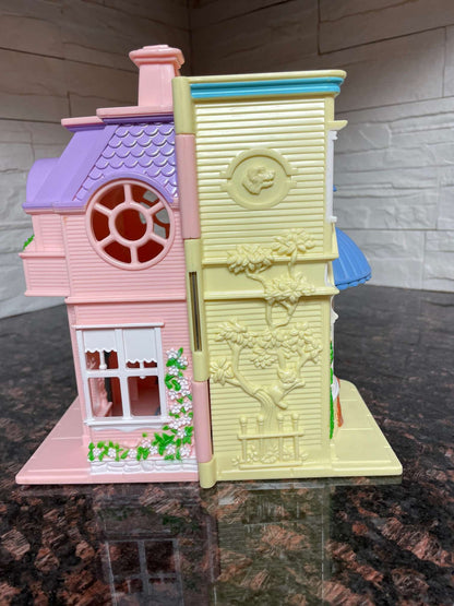 Fisher-Price Loving Family Dollhouse – Foldable Playset (9” Tall)