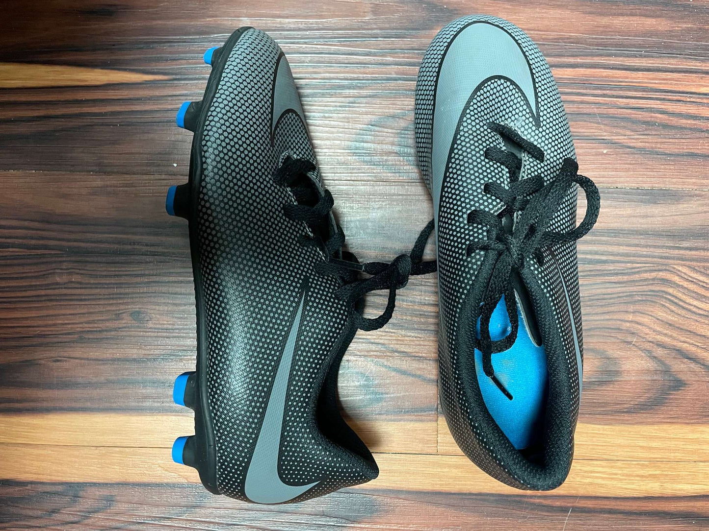 Nike Kids Soccer Cleats – Size 3 Youth - EUR 35 - 22 cm⚽, Shoes 3 (Kids:4-8yr)