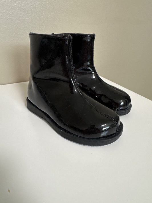 Zara black patent leather booties size6, Shoes 6 (Walkers:12-24 mth)