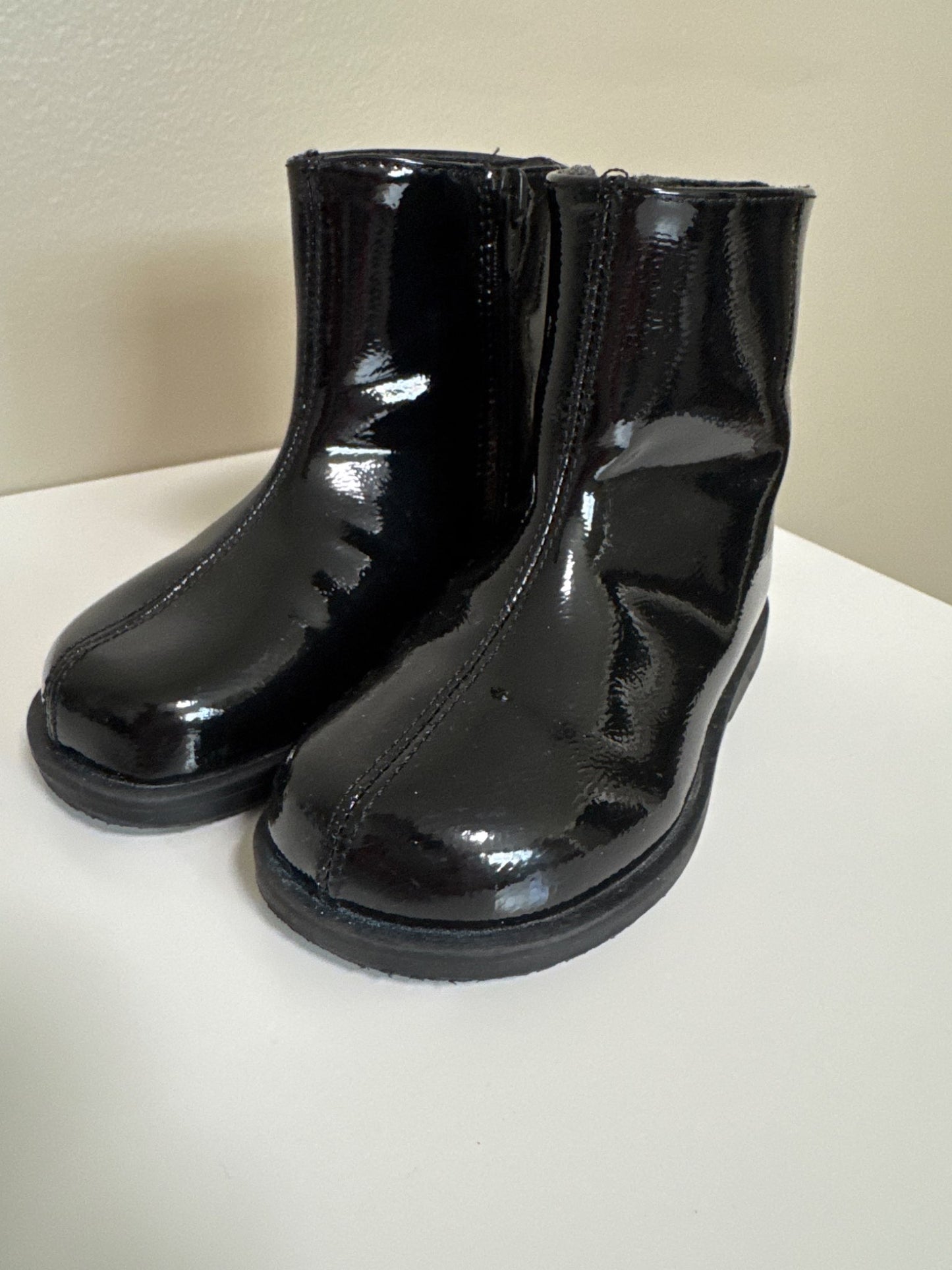 Zara black patent leather booties size6, Shoes 6 (Walkers:12-24 mth)