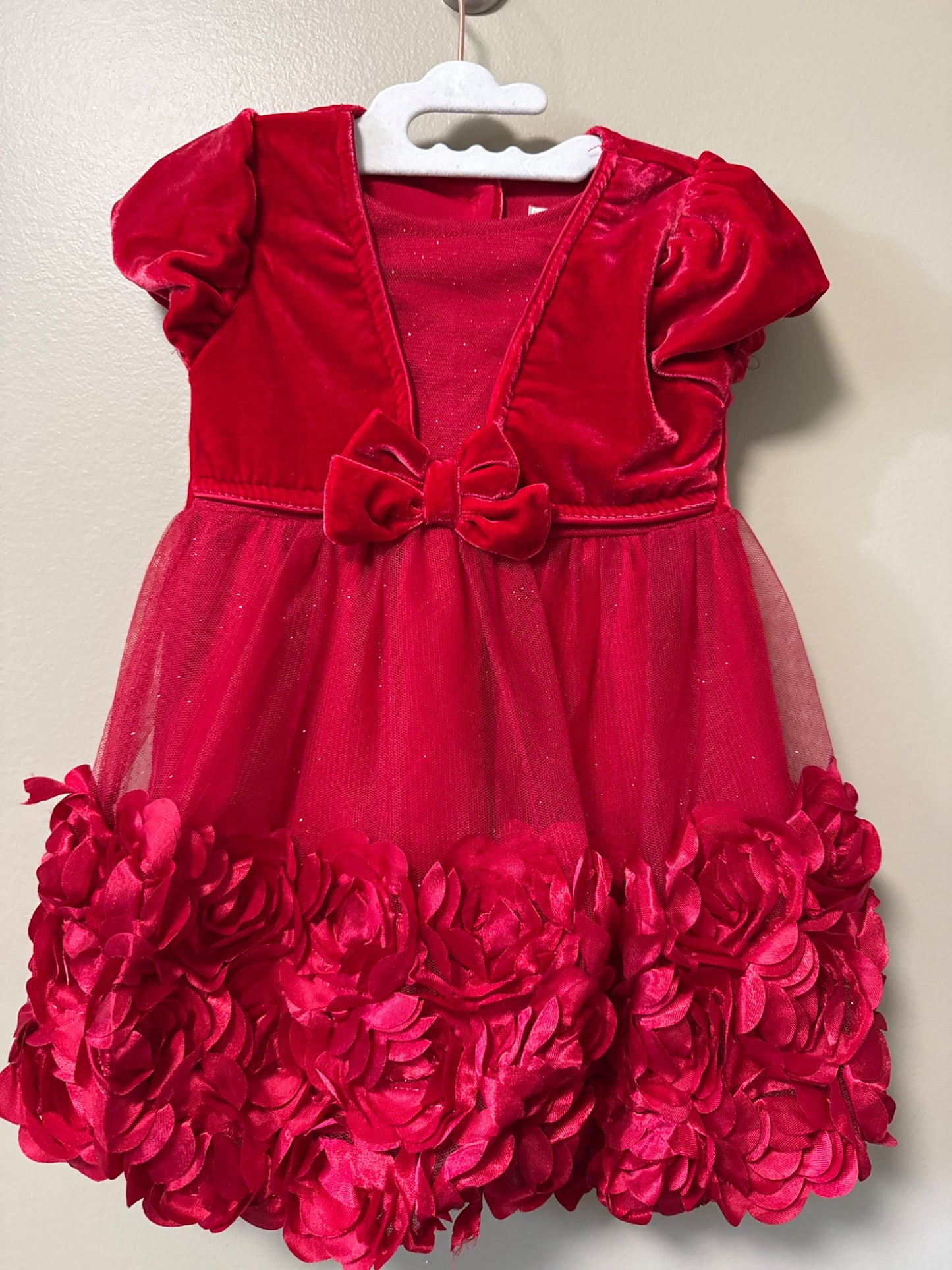 Red velvet Christmas dress with floral appliqué 2T, Kids 2T