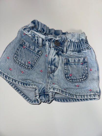 Baby gap stride short size 6 to 12 months embroidered heart detail, Kids 12 Month (9-12M)