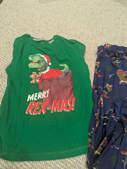 Christmas/Winter Pajamas size large, Kids 12 & 14 (large)