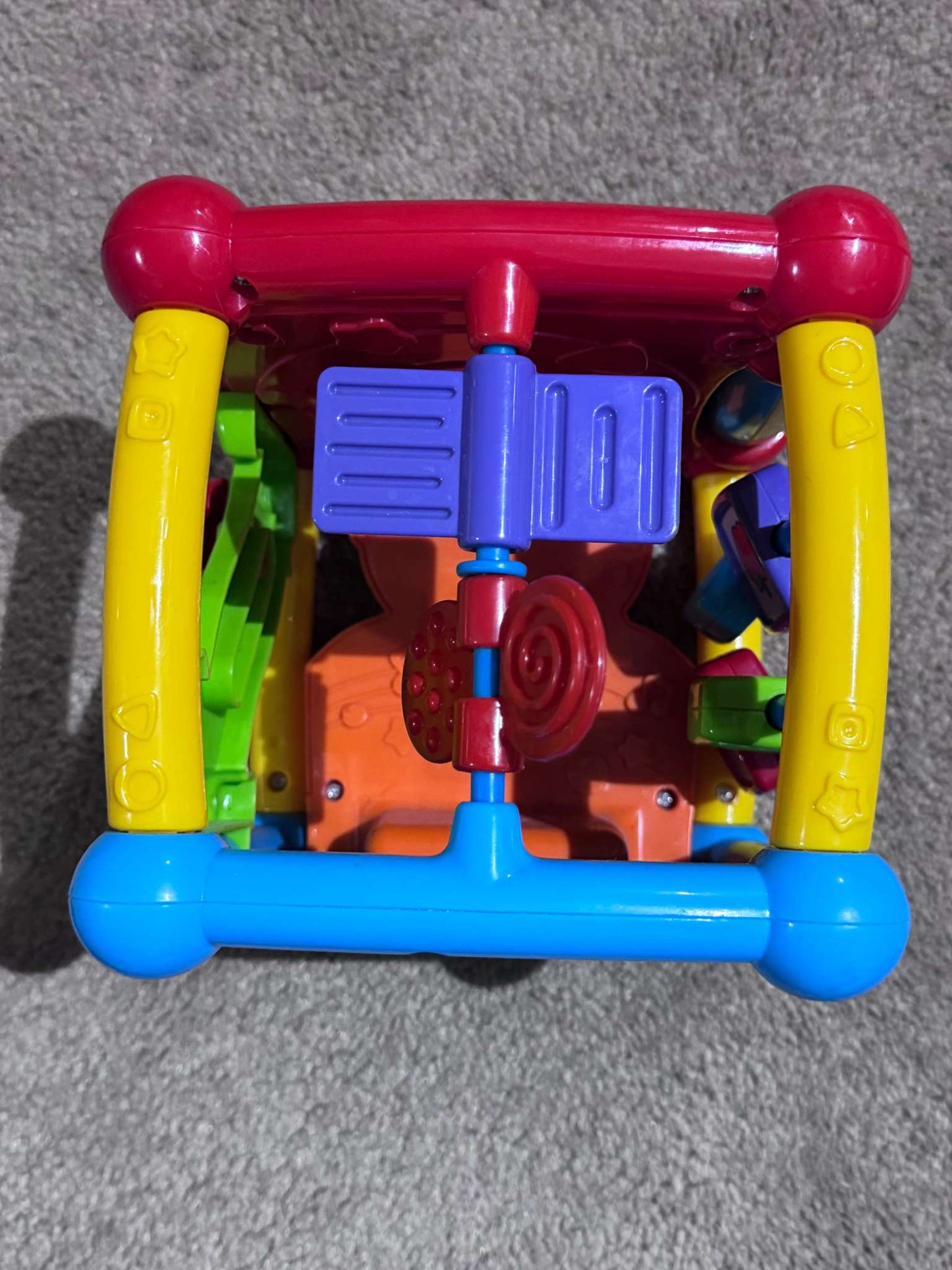 VTech® Busy Learners Activity Cube
