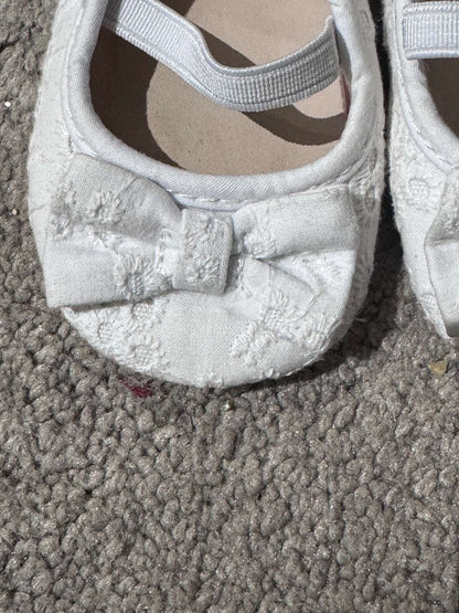 White Lacey Flats, Shoes 1 (Baby: 0-12 mth)