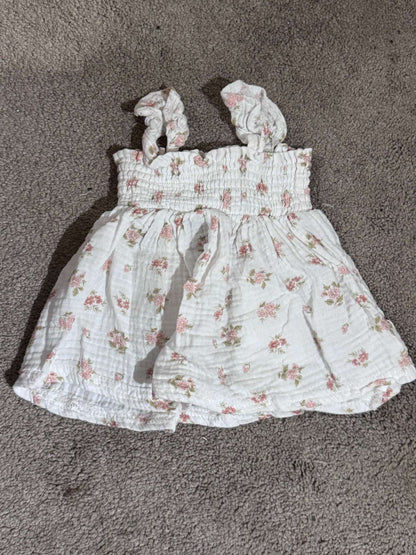 Floral Dress with matching Hat and Diaper cover - 3-6 Months, Kids 6 Month (3-6M)