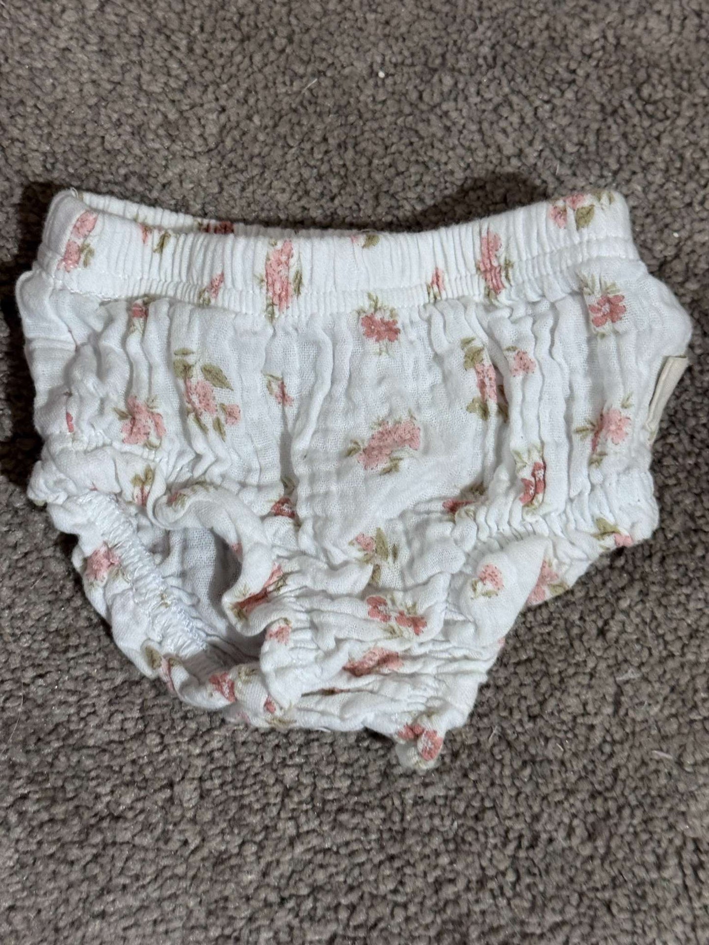 Floral Dress with matching Hat and Diaper cover - 3-6 Months, Kids 6 Month (3-6M)