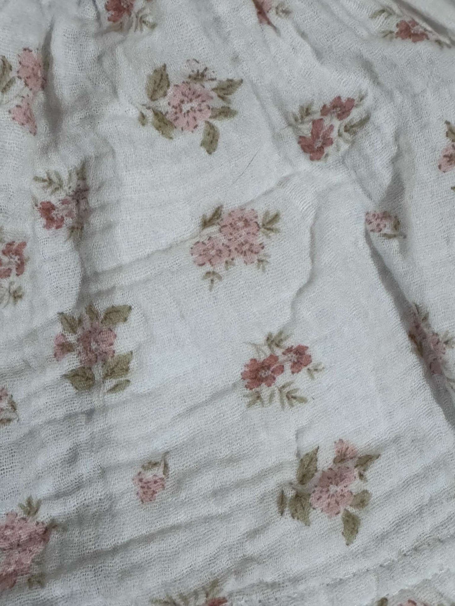 Floral Dress with matching Hat and Diaper cover - 3-6 Months, Kids 6 Month (3-6M)