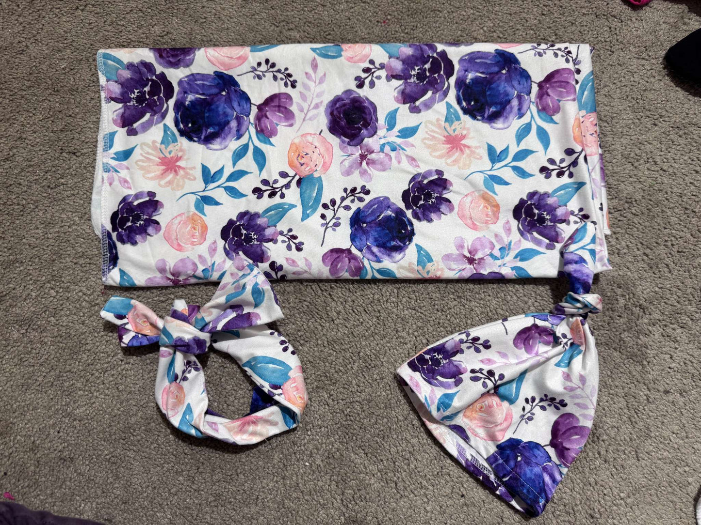 Newborn Swaddle outfit for the hospital, 0-3 Months (Newborn)