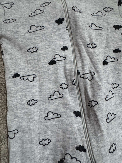 4 Newborn Onesies, Kids Newborn