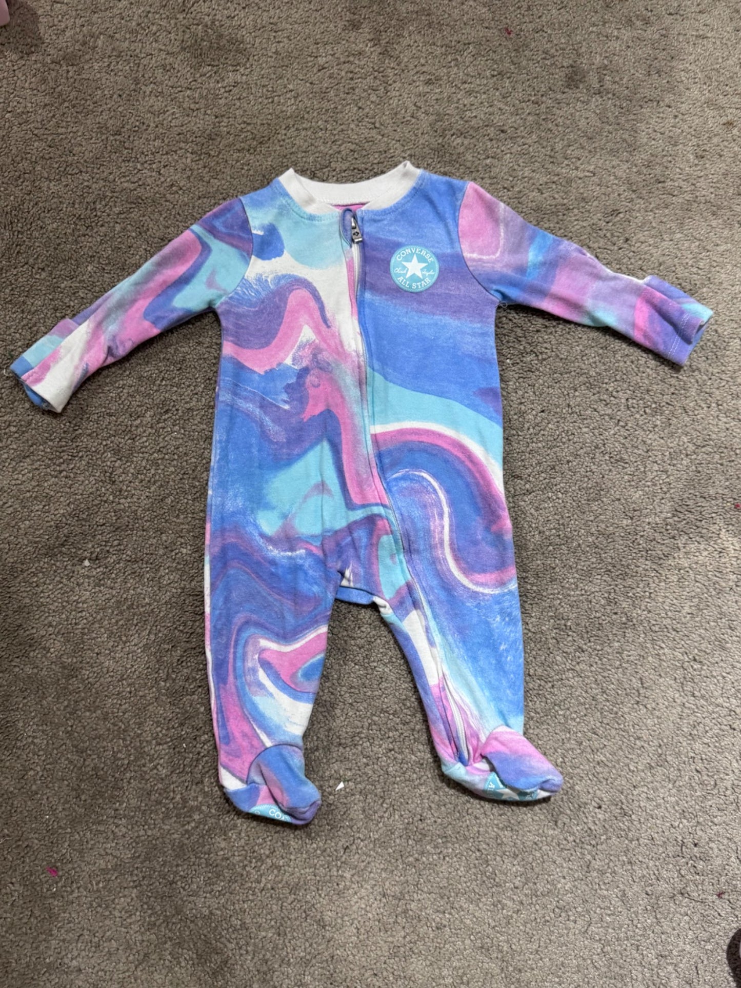 Bundle of 4 Onesies , Kids 3 Month (0-3M)