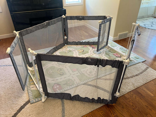 TWO (2) sets of Summer Infant Custom Fit Walk Thru Baby Gates, Excellent Used Condition, Perfect for Awkward Spaces - retails $376 for two sets