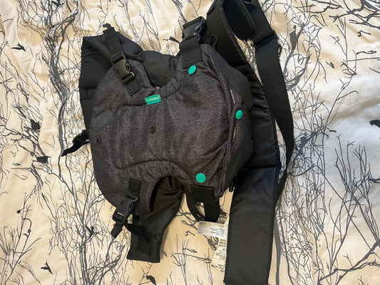 Infantino Flip Advanced Carrier - front and back 8- 32lbs