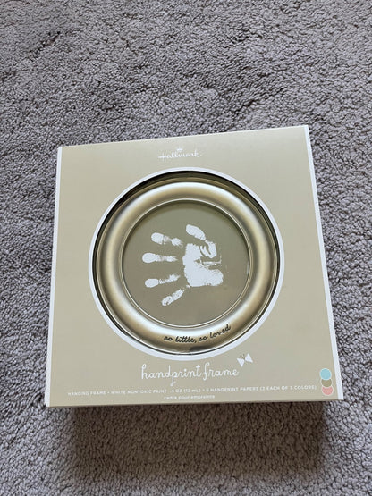 BNWT Hallmark Handprint Frame Kit