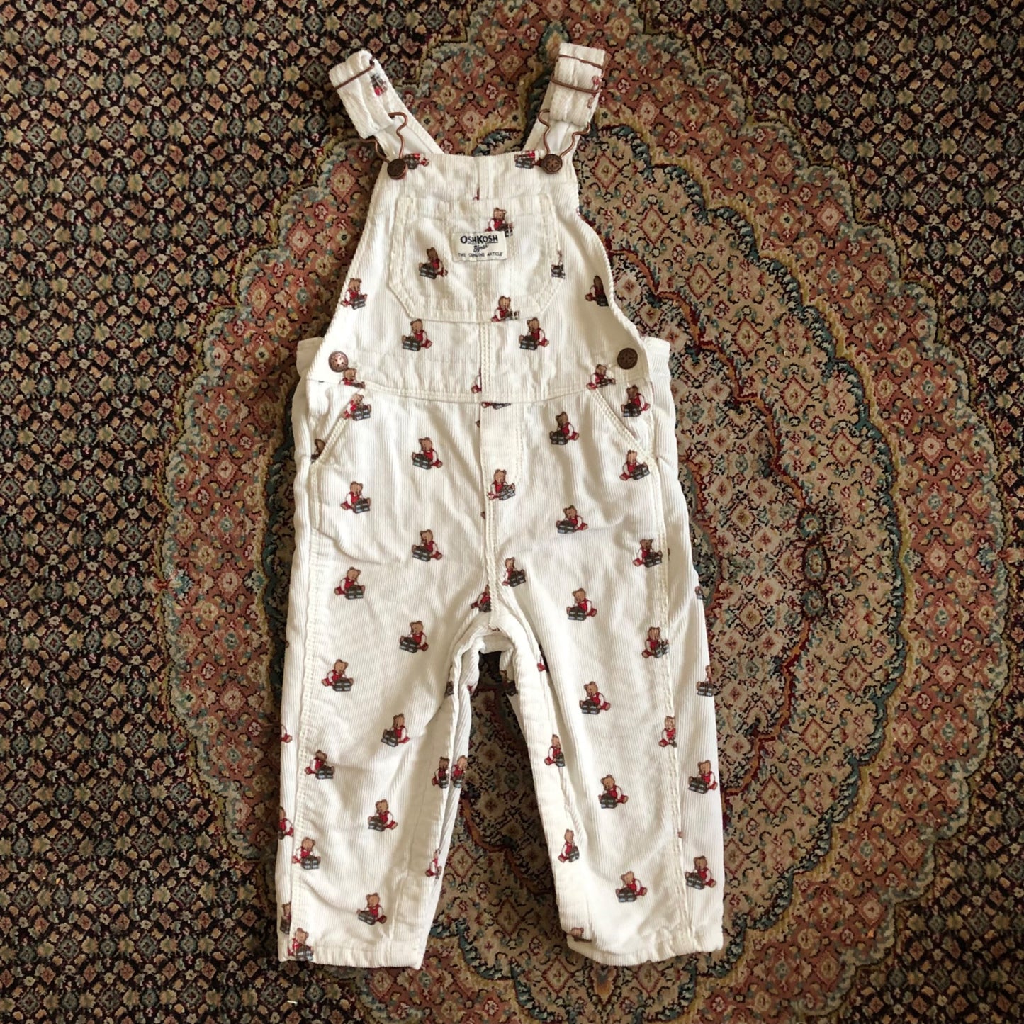 Oshkosh Christmas Overalls, Kids 18 Month (12-18M)