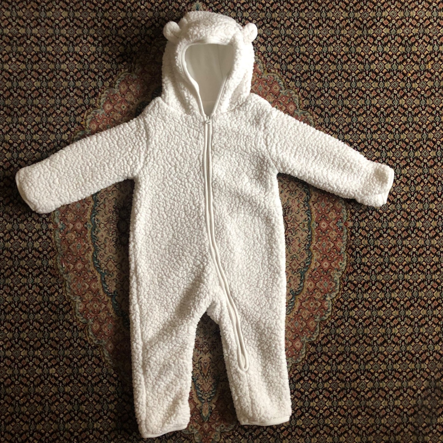 White Fleece Suit, Kids 18 Month (12-18M)