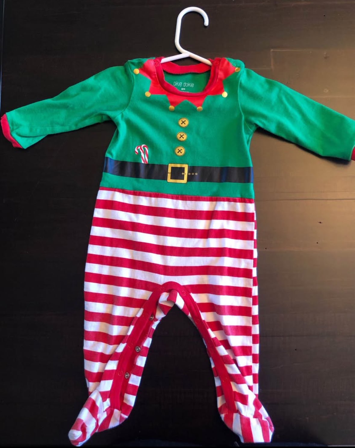 4 Holiday Onesies , Kids 9 Month (6-9M)