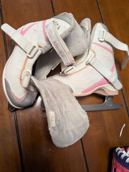 Figure Skates Y11, Shoes 11 (Toddler:2-4yr)