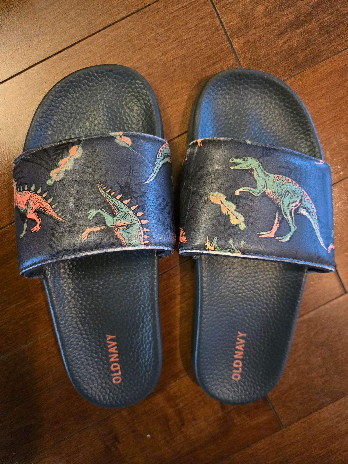 Old Navy kids slide sandals , Shoes 3.5 (Big Kids:8–12yr)