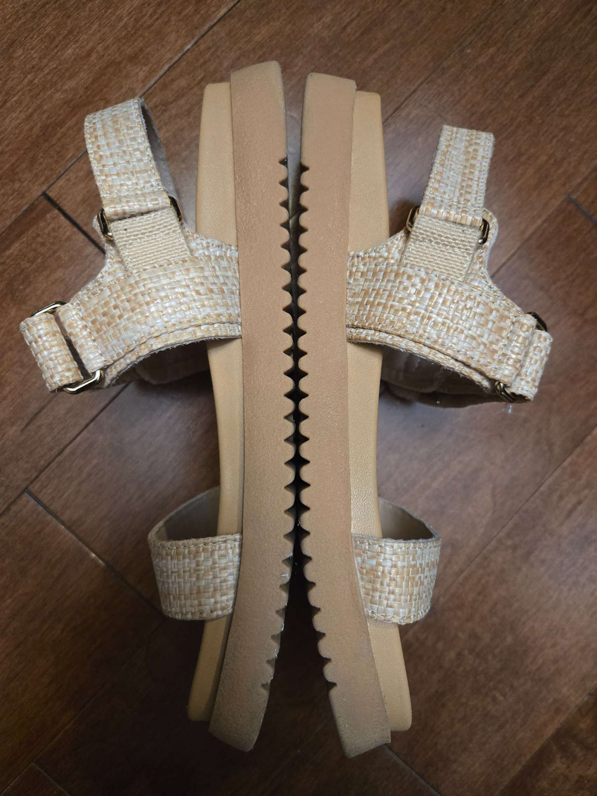 Steve Madden Kids Bigmona Raffia Flatform Sandals (Retail for $70), Shoes 2 (Kids:4-8yr)