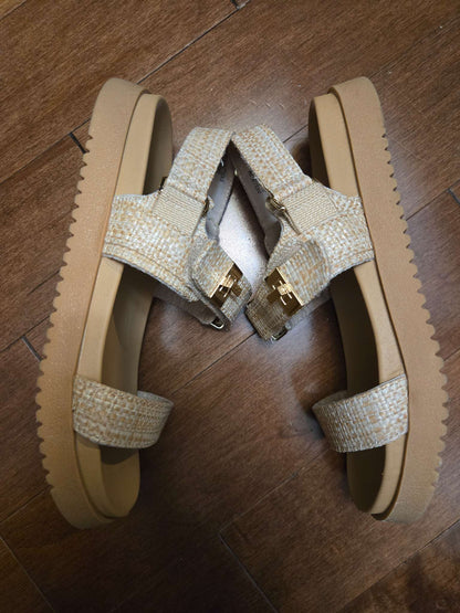 Steve Madden Kids Bigmona Raffia Flatform Sandals (Retail for $70), Shoes 2 (Kids:4-8yr)