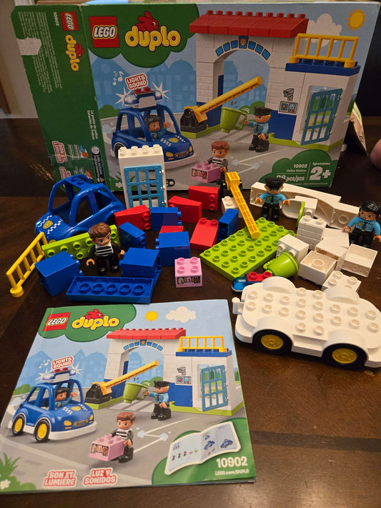 Lego Duplo Police Station #10902