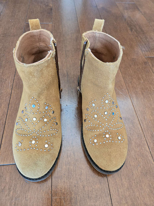 Zara girls' brown tan suede side zip ankle boots, Shoes 11.5 (Toddler:2-4yr)
