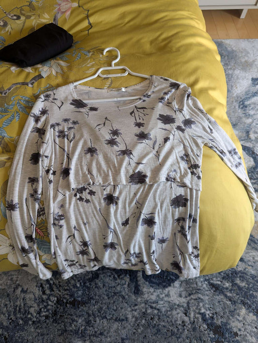 Maternity top, Maternity S (4-6)
