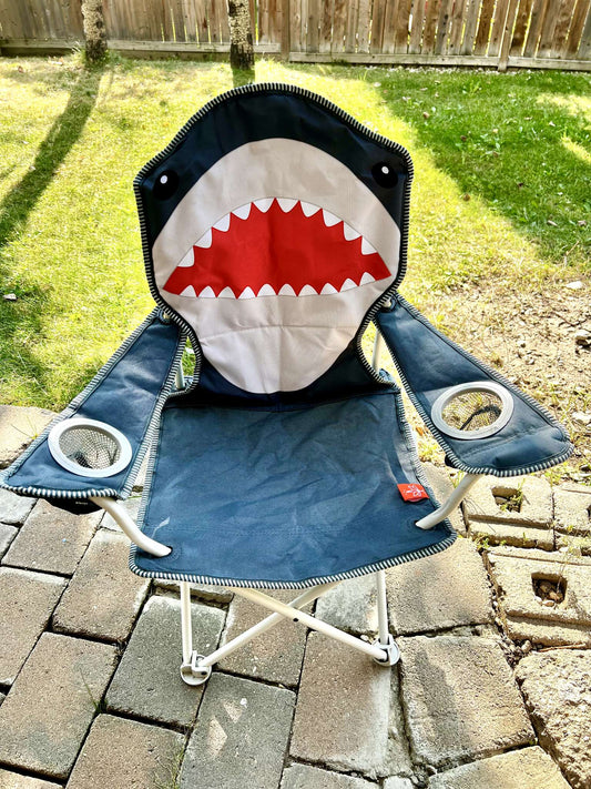 Kids camping chair with shark + carrying bag