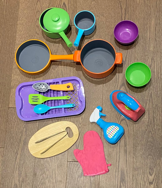 Kitchen and Cleaning Set