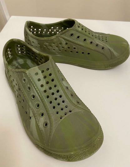 Joe Fresh mottled green toddler slip on shoes (MSRP $15), Shoes 12 (Toddler:2-4yr)