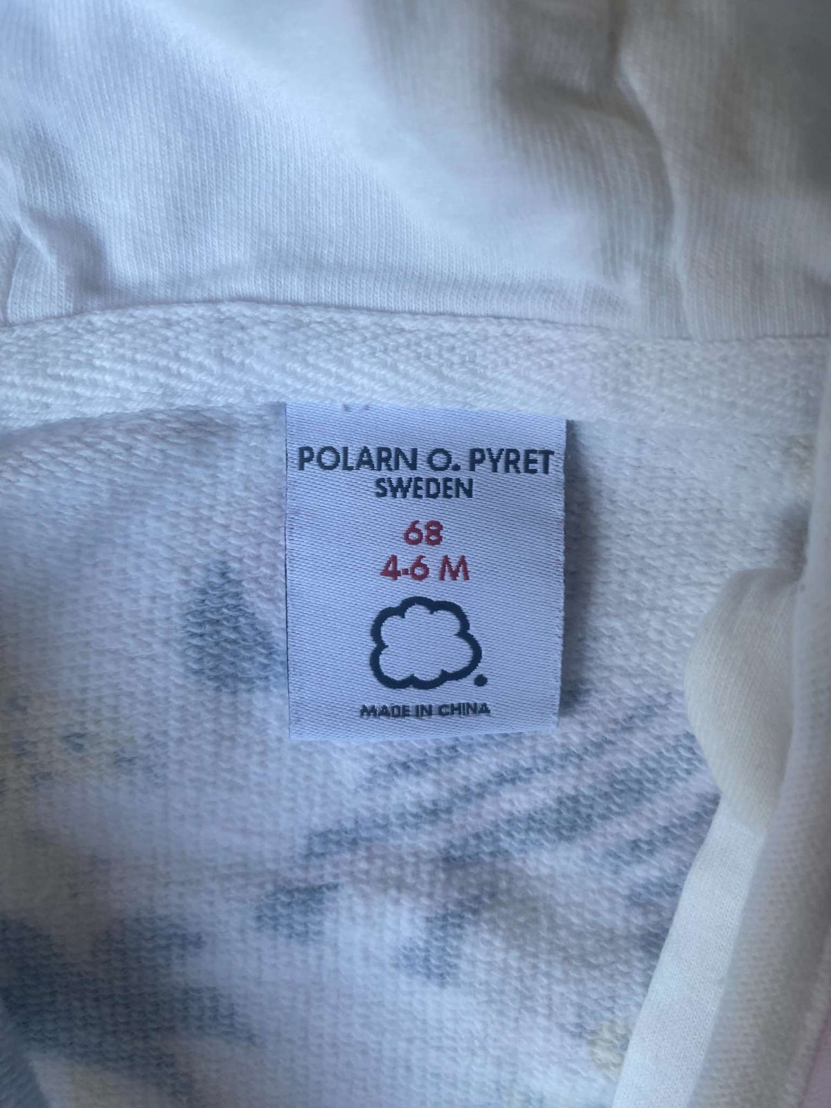 Polarn O Pyret (Swedish brand) L/S hooded romper 4-6m (MSRP $75), Kids 6 Month (3-6M)