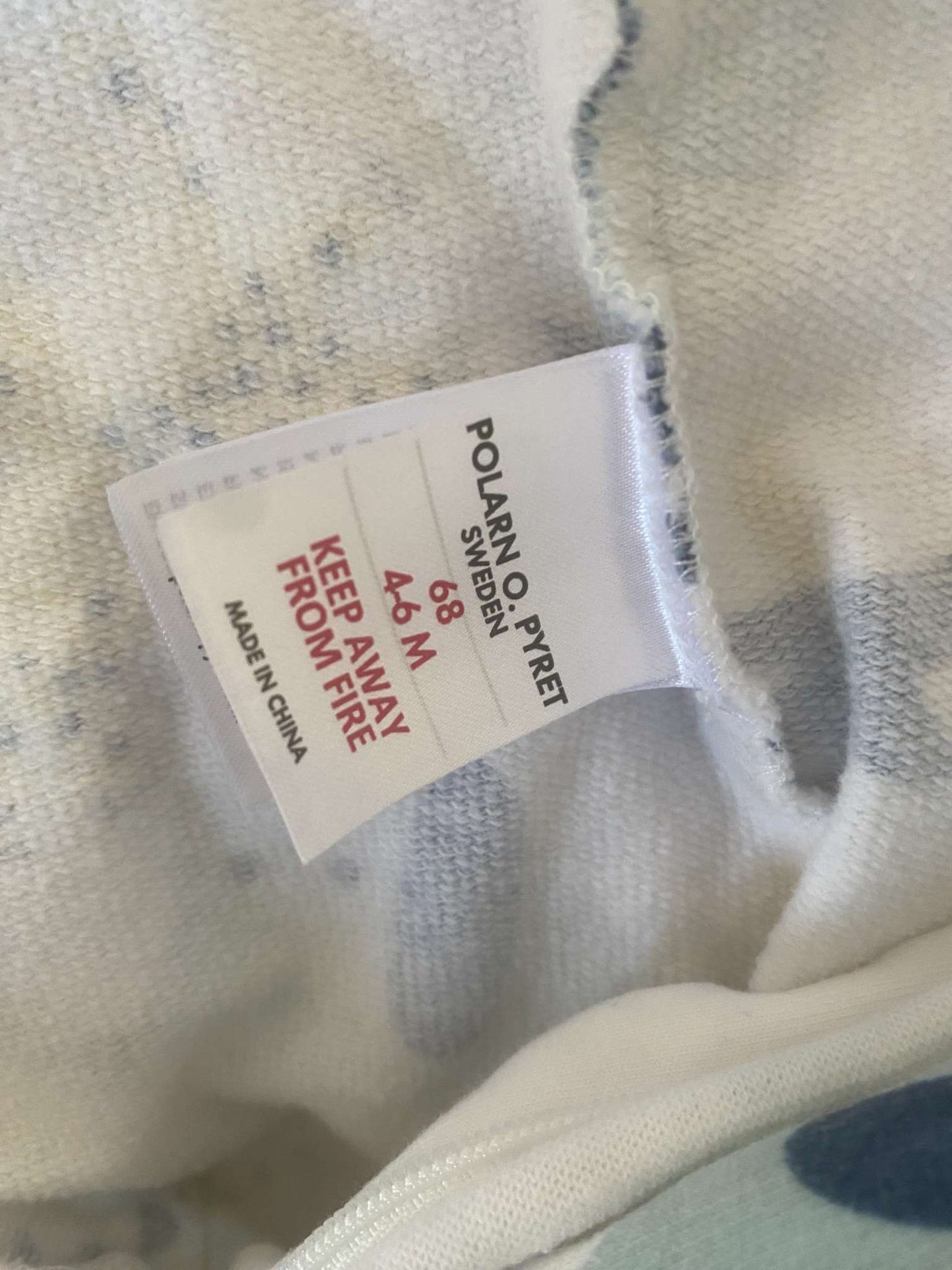 Polarn O Pyret (Swedish brand) L/S hooded romper 4-6m (MSRP $75), Kids 6 Month (3-6M)