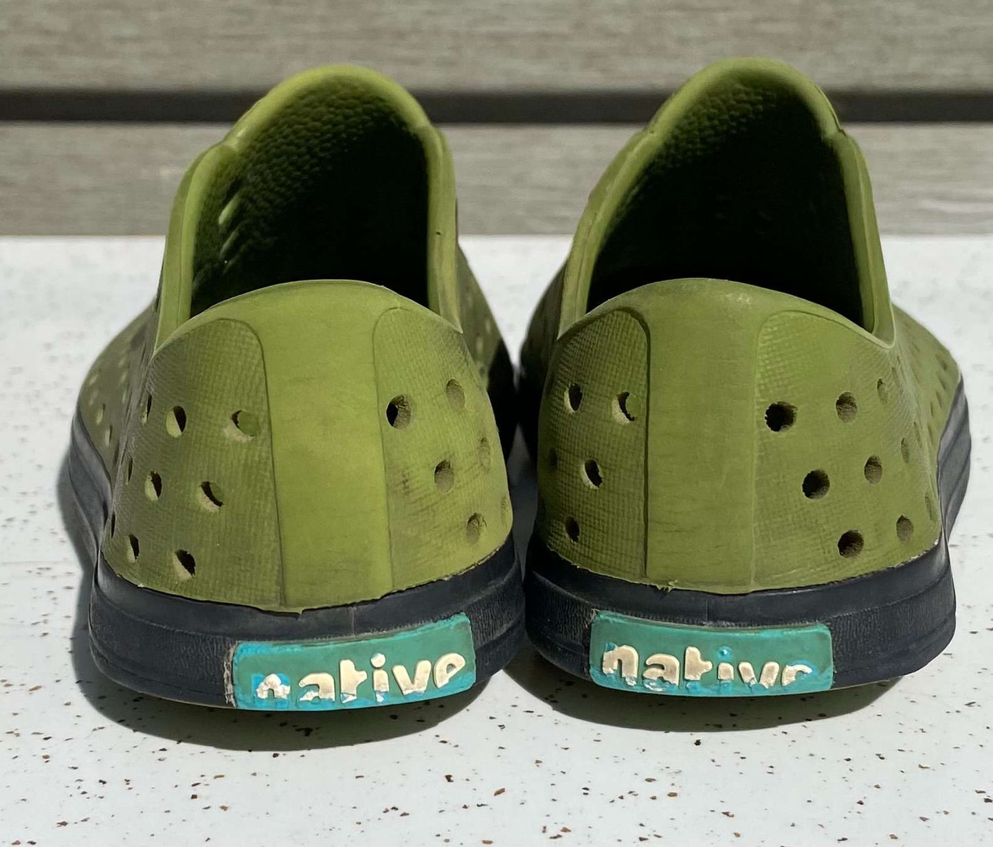Olive Green & Black Native Jefferson Slip Ons in Sz 8 ($60 MSRP), Shoes 8 (Toddler:2-4yr)