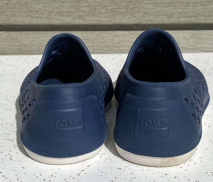 Navy Blue Toms Tiny Romper EVA Slip On Water Shoes Sz 6, Shoes 6 (Walkers:12-24 mth)