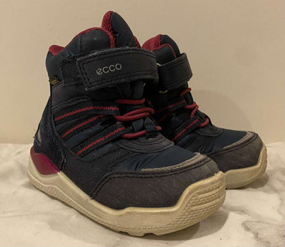 Ecco Urban Mini GTX boots Sz 21/ US 4.5 (MSRP $175), Shoes 4.5 (Walkers:12-24 mth)