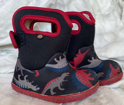 Baby Bogs II Dino Sz 5 (MSRP $75), Shoes 5 (Walkers:12-24 mth)
