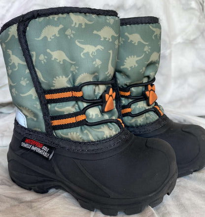 George Toddler Dino Winter Boots Sz 6, Shoes 6 (Walkers:12-24 mth)